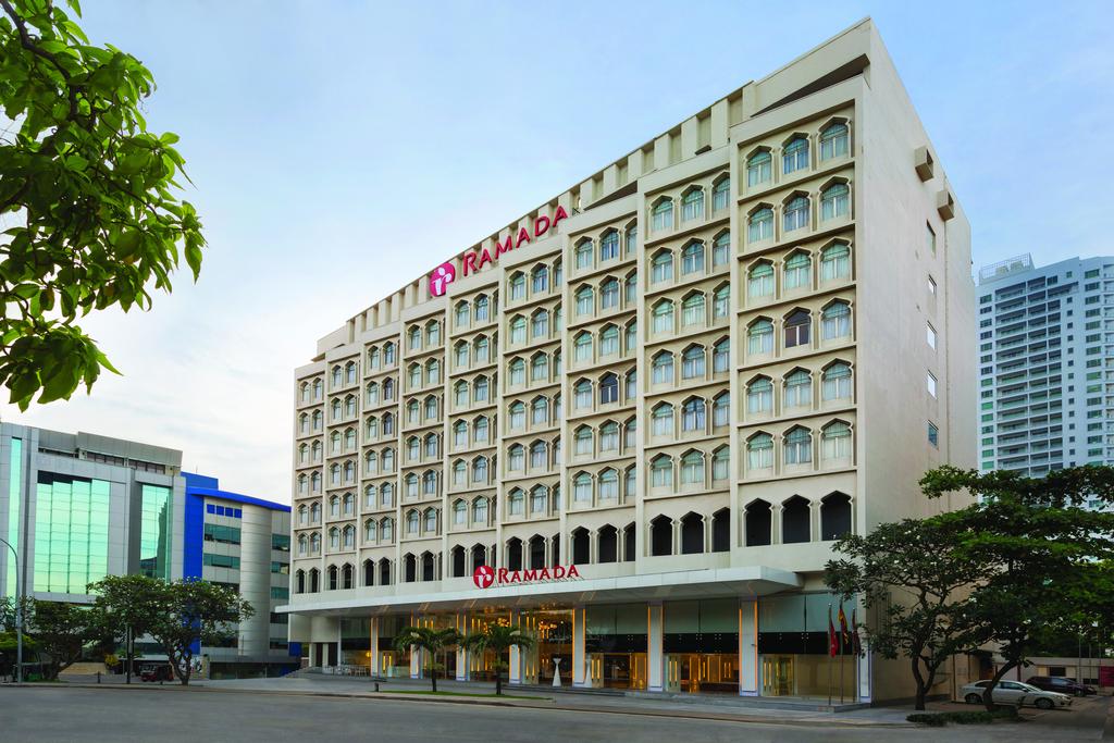 Ramada Colombo Hotel